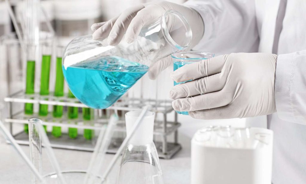 Fungsi selang Teflon untuk industri petrochemical, kimia dan farmasi