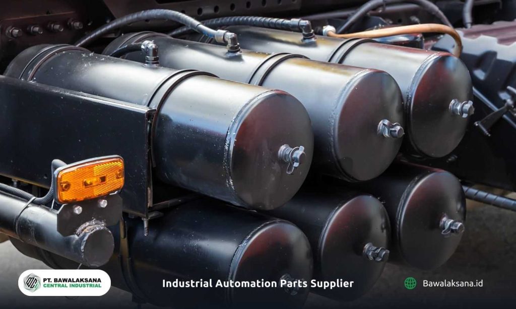 Air reservoirs in container trucks supporting air brake systems. Air reservoir for the penumatic braking system in container trucks.